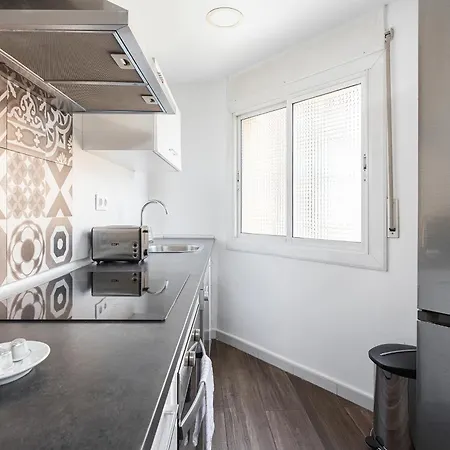 Stylish&bright Close To Subway Apartment *