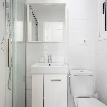 Stylish&bright Close To Subway