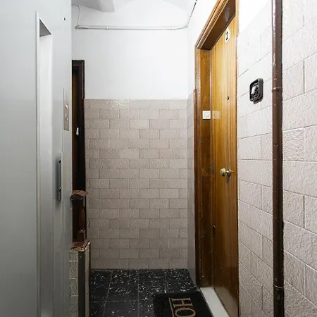 Stylish&bright Close To Subway Appartement Esplugues de Llobregat