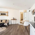 Apartman Stylish&bright Close To Subway